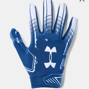 Under Armour F6 Gloves